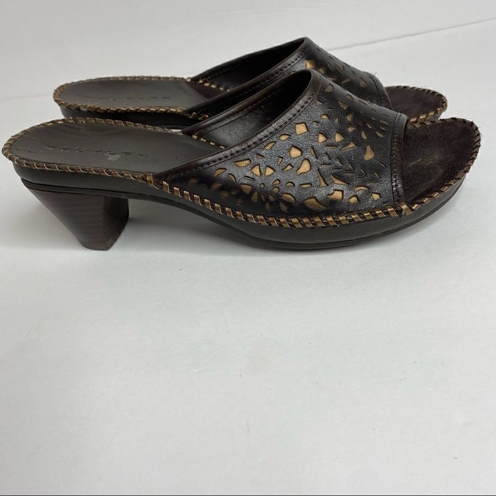 Truflex | Slip on Shoes - Picture 6 of 7